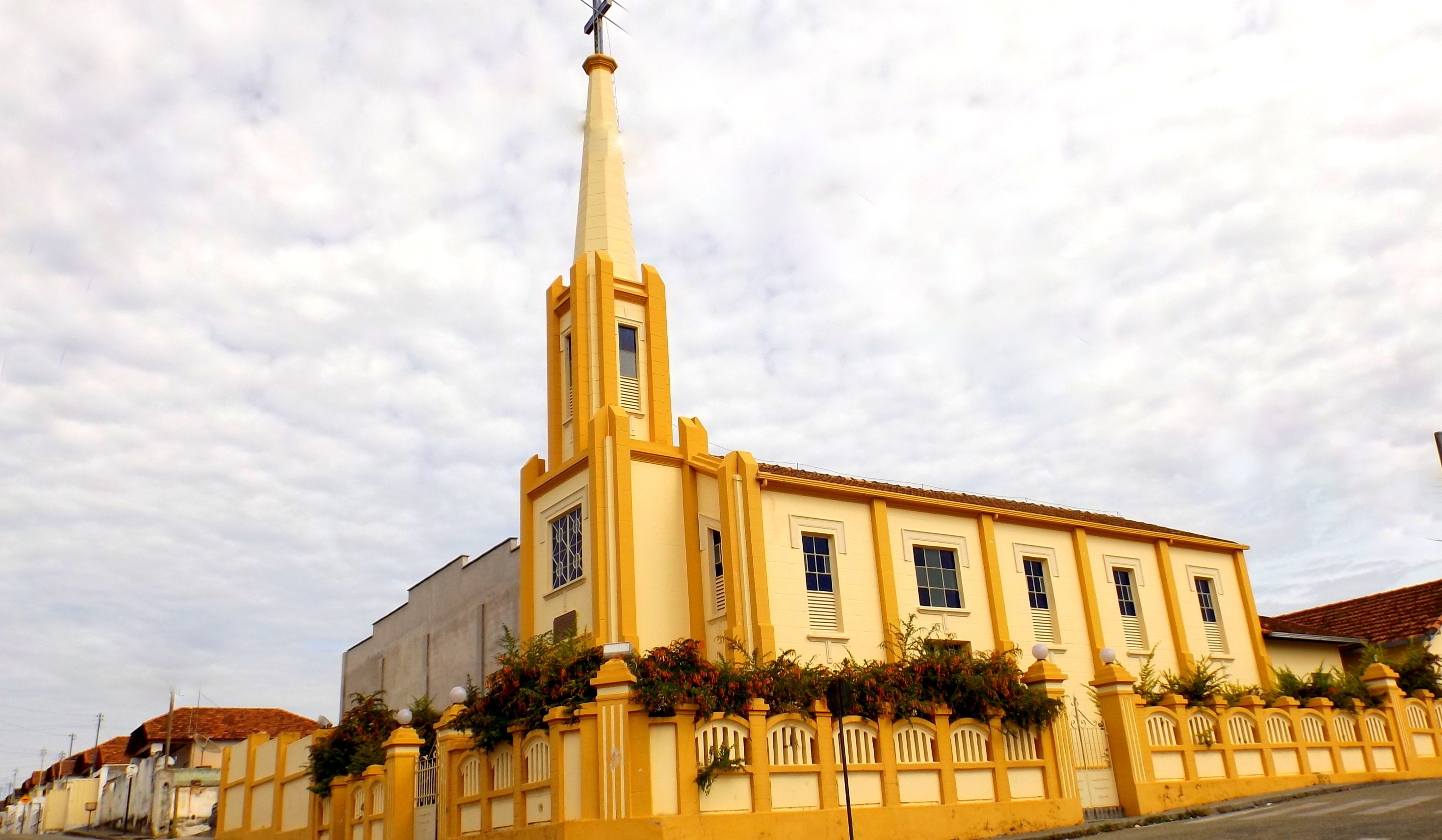 picture.jpg Diocese de Luz