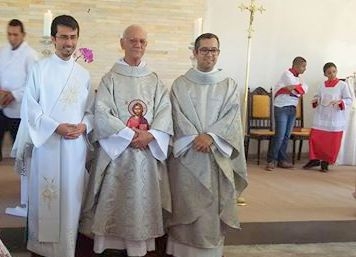 Abaeté: Paróquia Bom Pastor celebra o jubileu de padre Paulo Dias