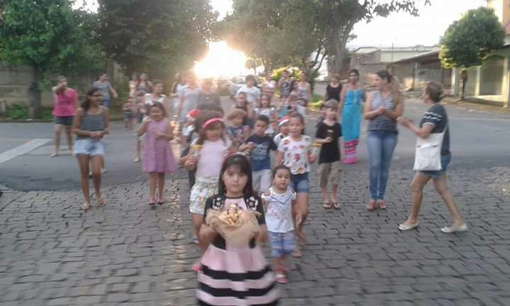 Arcos: Crianças da paróquia Santo Antônio se preparam para celebrar o Natal