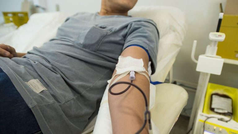 “Ato simples, mas muito importante”, diz Papa sobre doação de sangue
